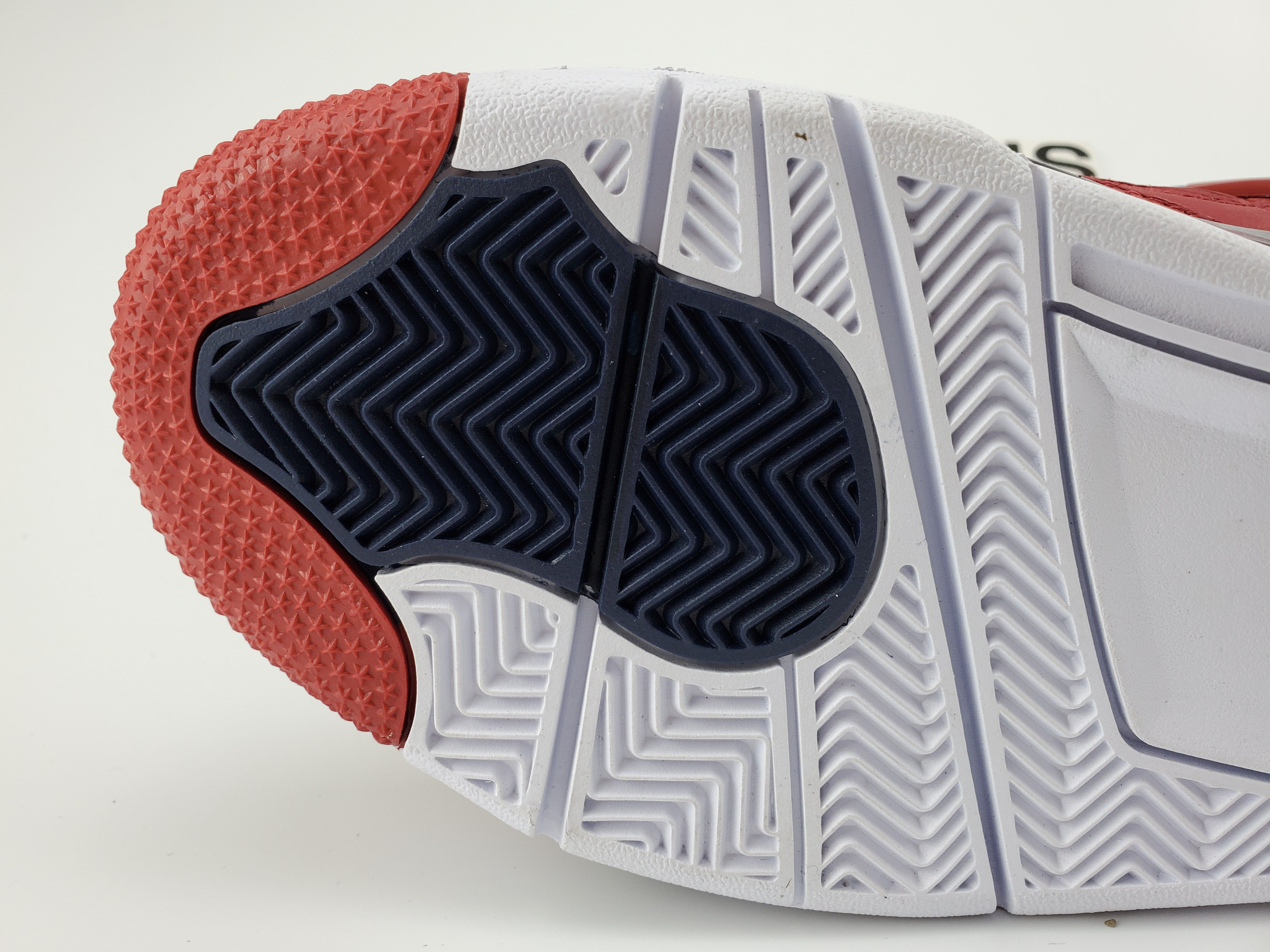 Jordan 4 Retro Fiba (2019)