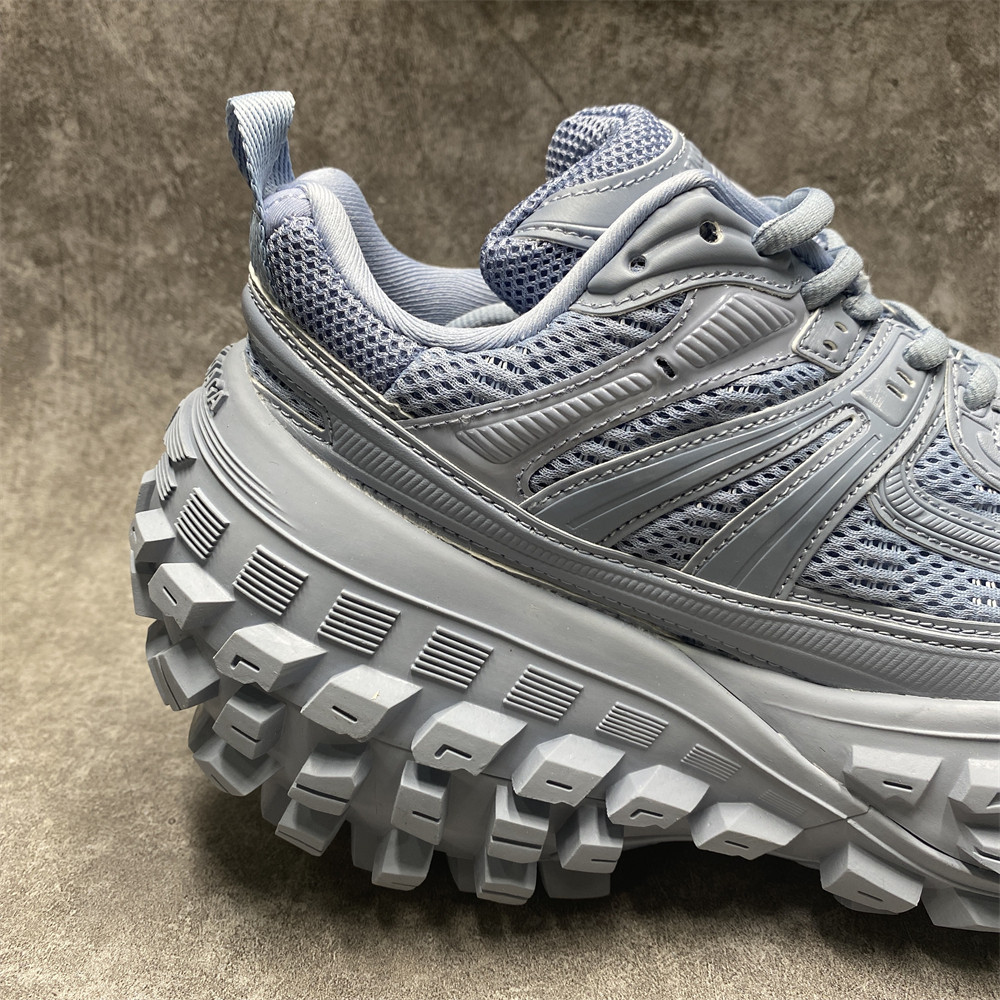 Balenciga Bouncer Moon