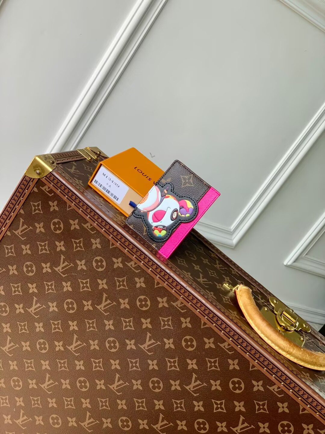 LV Card Holder M13439