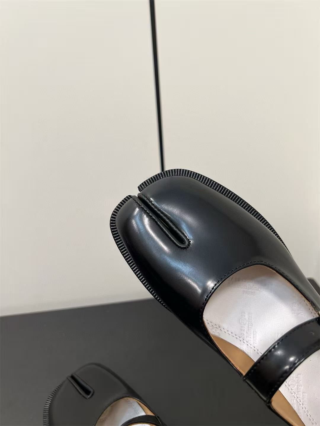 ua ma*s*n Ma*i*la mary jane shoes