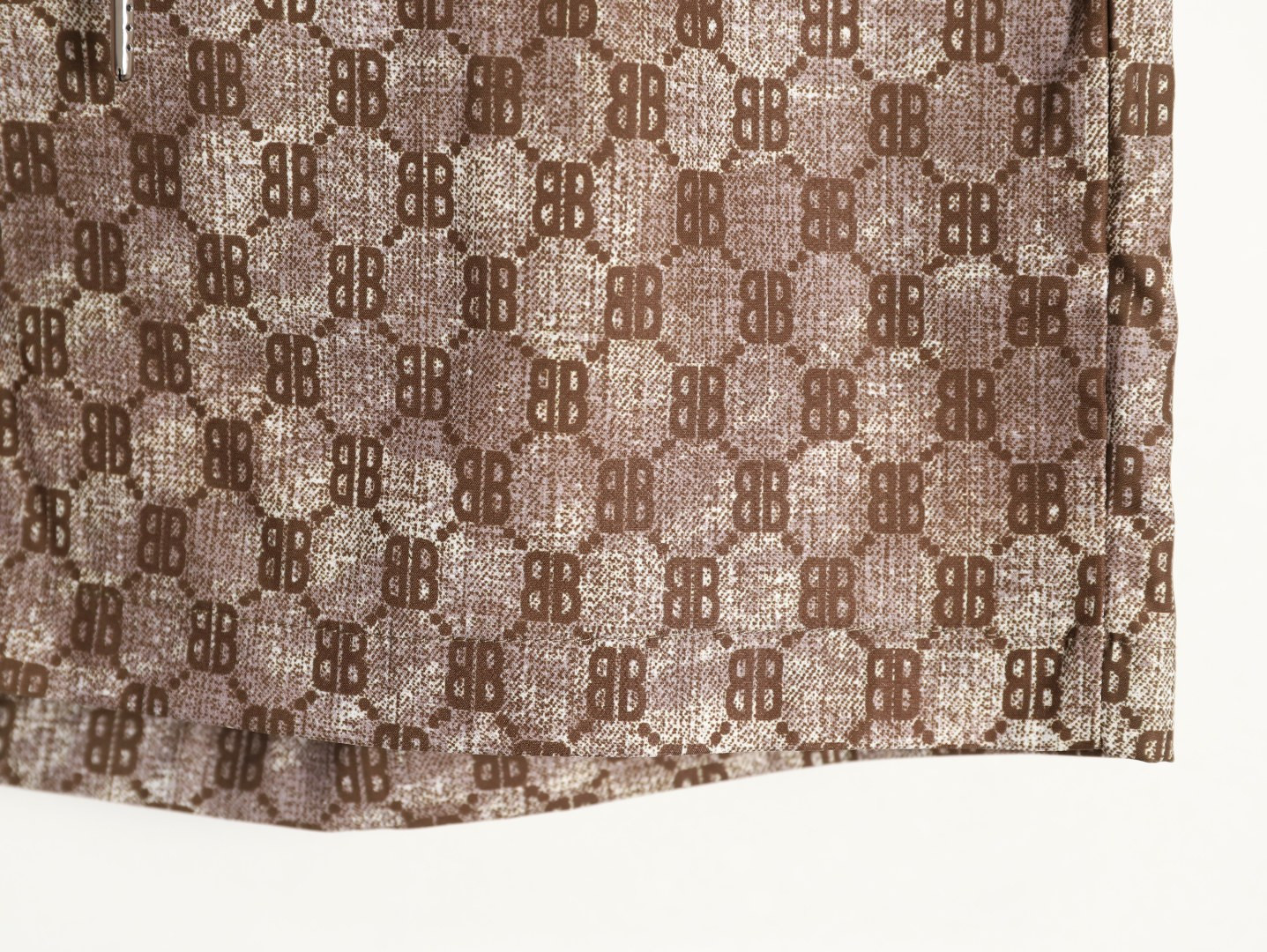 Ba*len*cia*ga 25ss shorts