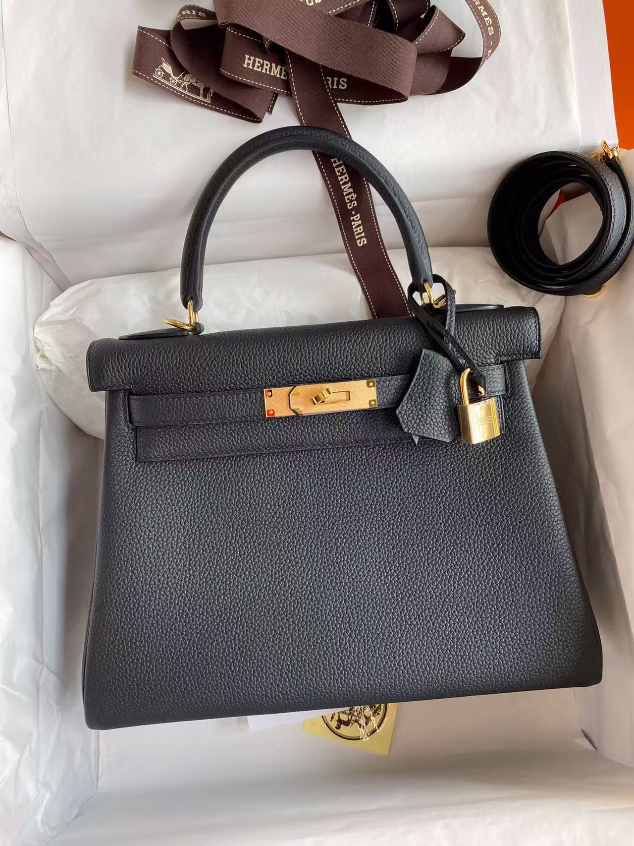 HERMÈS Kelly Gold-tone Hardware 25 28