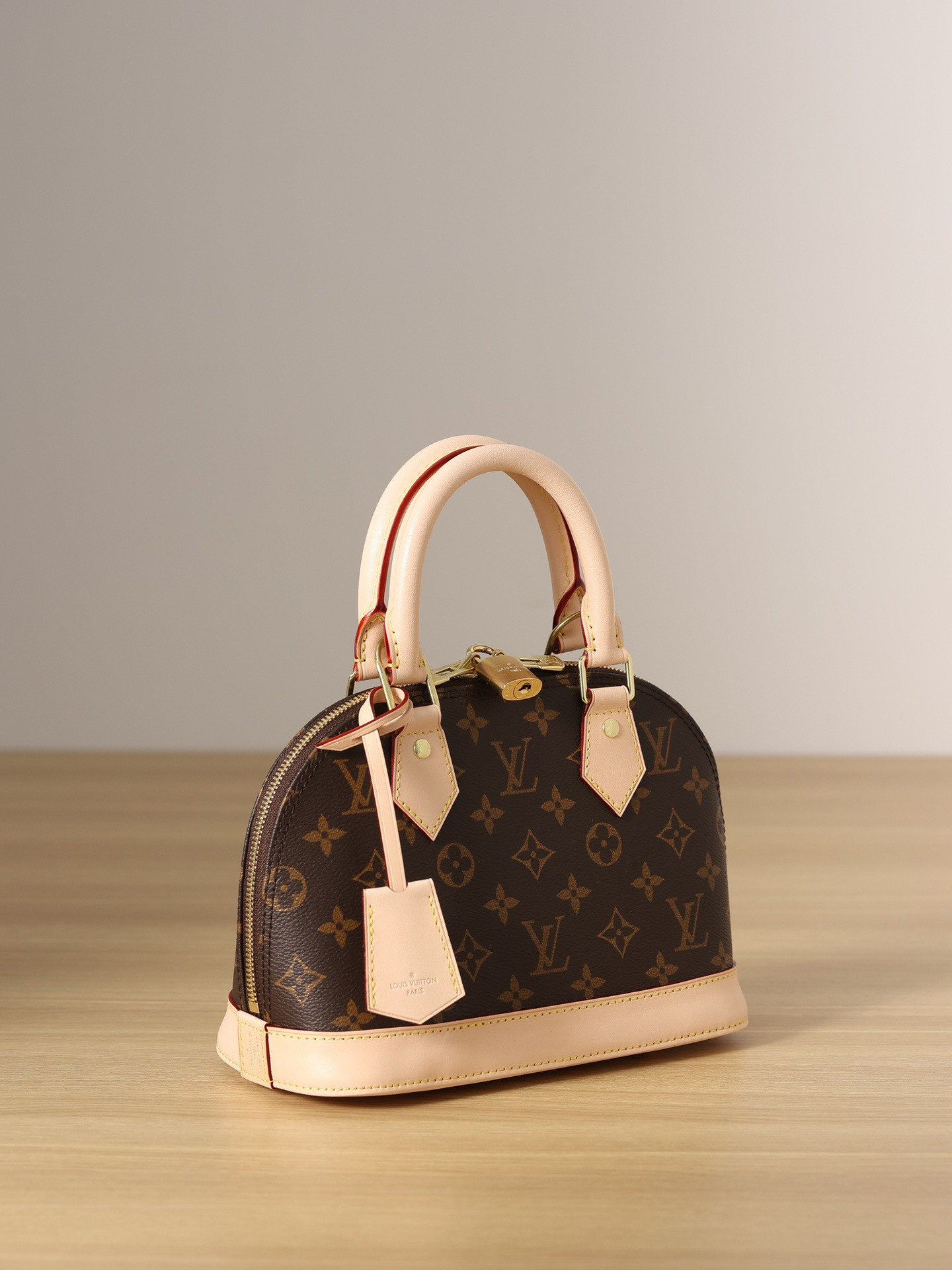 LV  Alma bb M46990   25×19×12cm