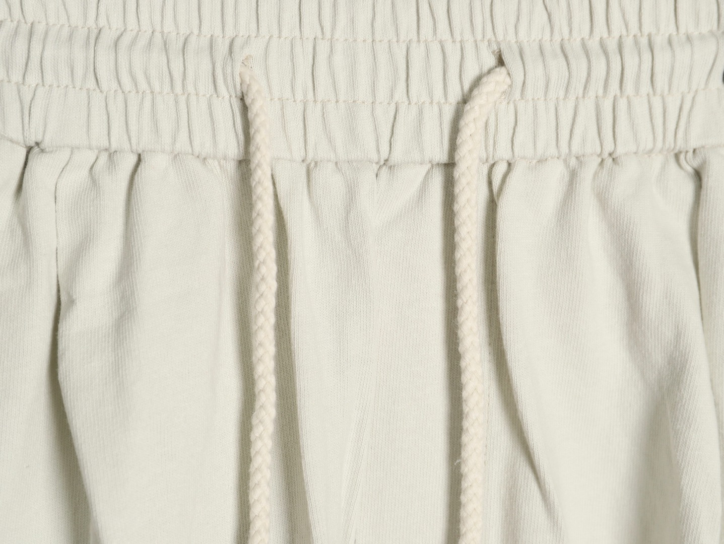 Ch**me He**ts 25ss shorts