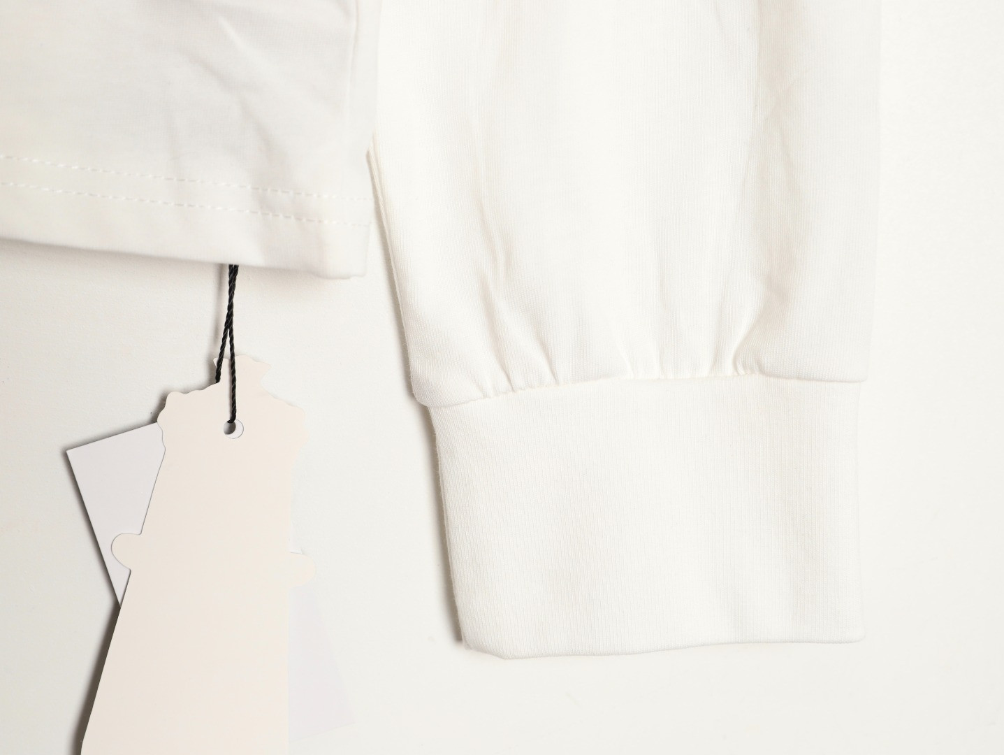 Ch**me He**ts 25fw long-sleeved t-shirt