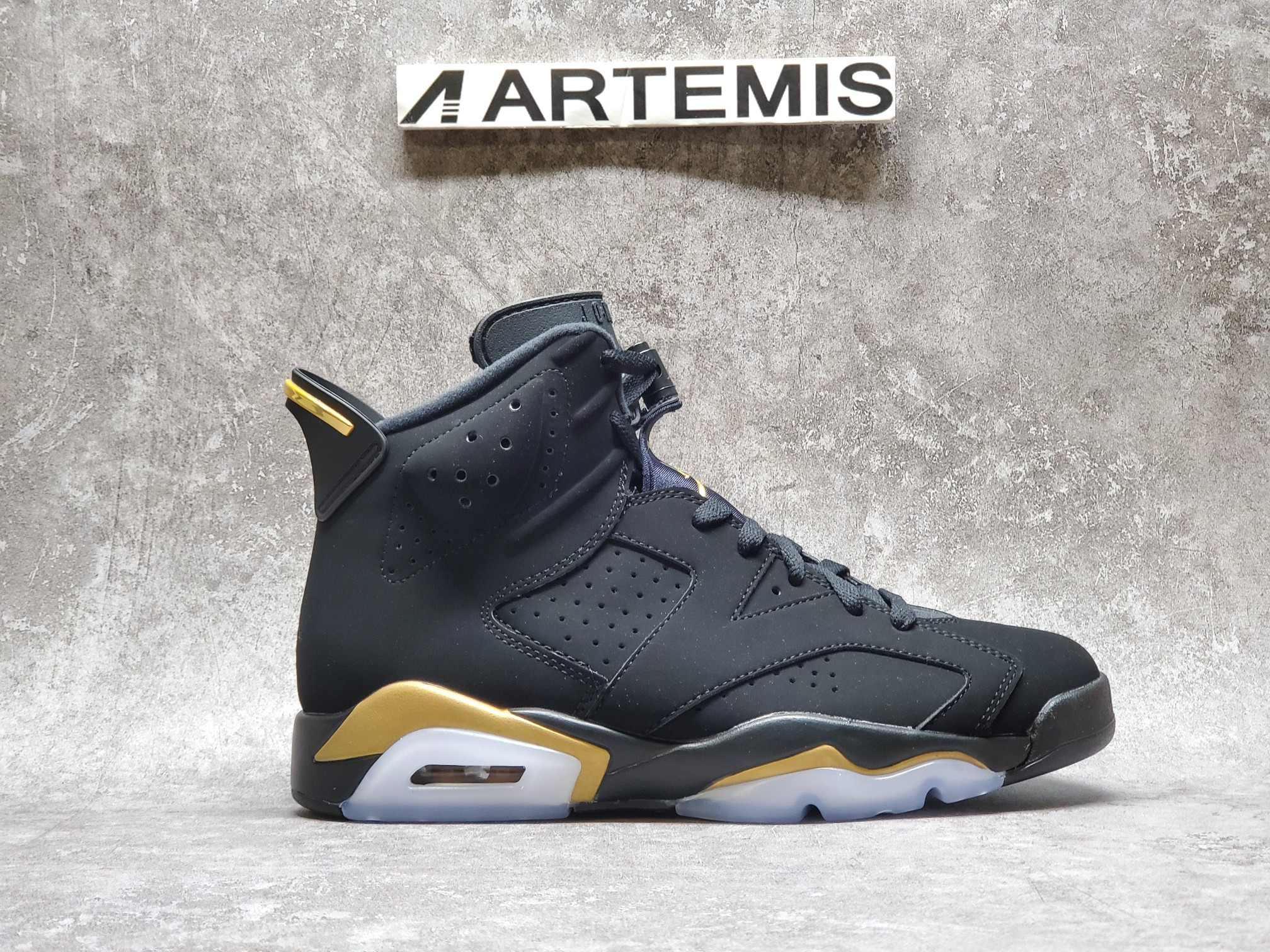 Air Jordan 6 Retro SE