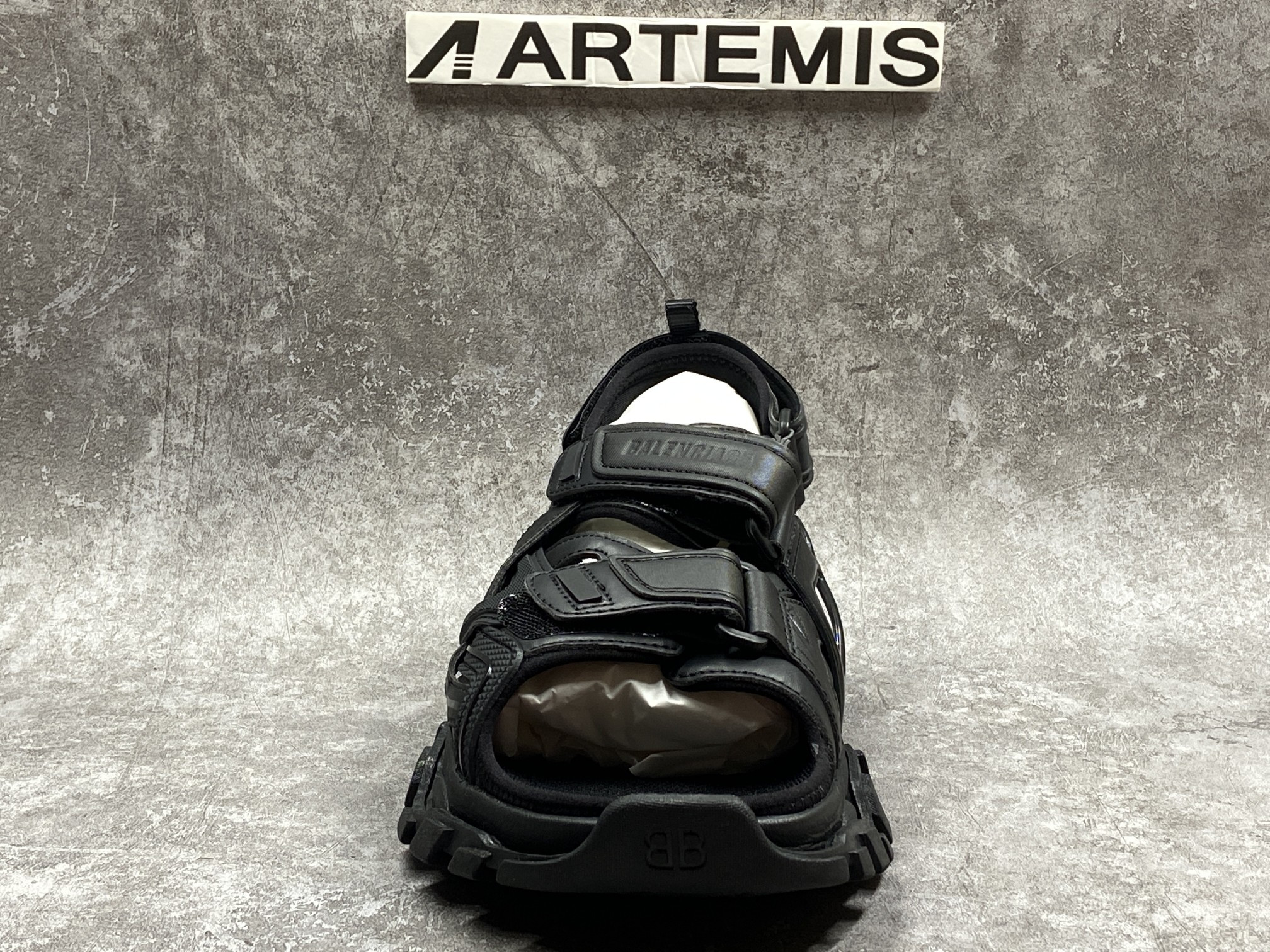 Balenciga Track Sandal Black