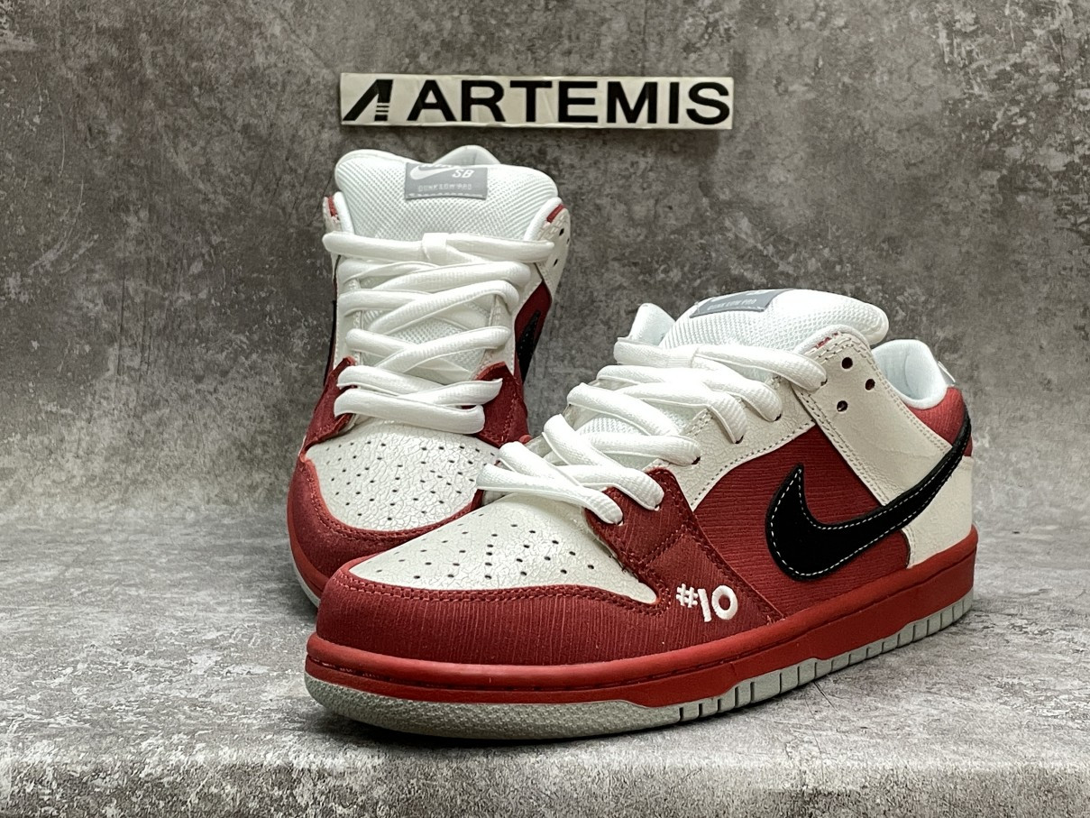 Nike Dunk SB Low Roller Derby