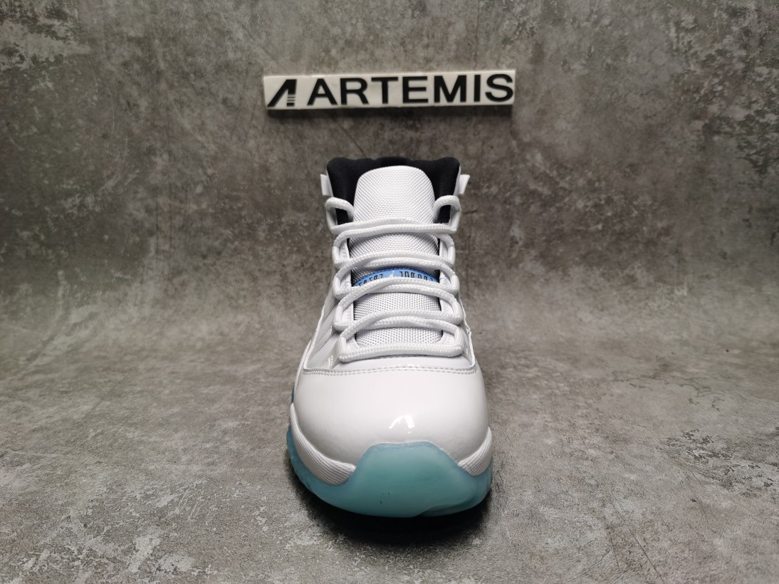 Air Jordan 11 Retro Legend Blue