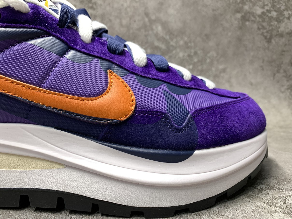 Nike Vaporwaffle Sacai Dark Iris