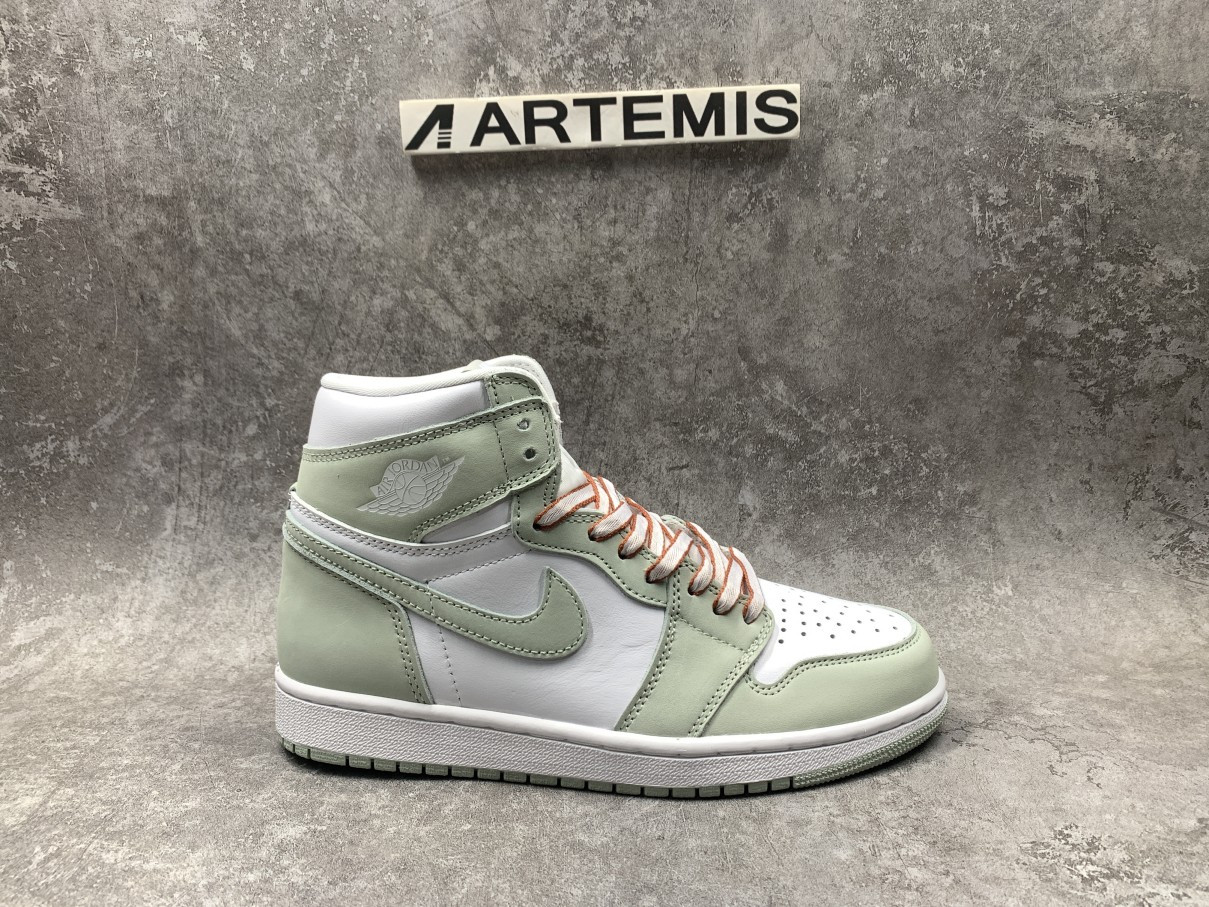 Air Jordan 1 High OG Seafoam