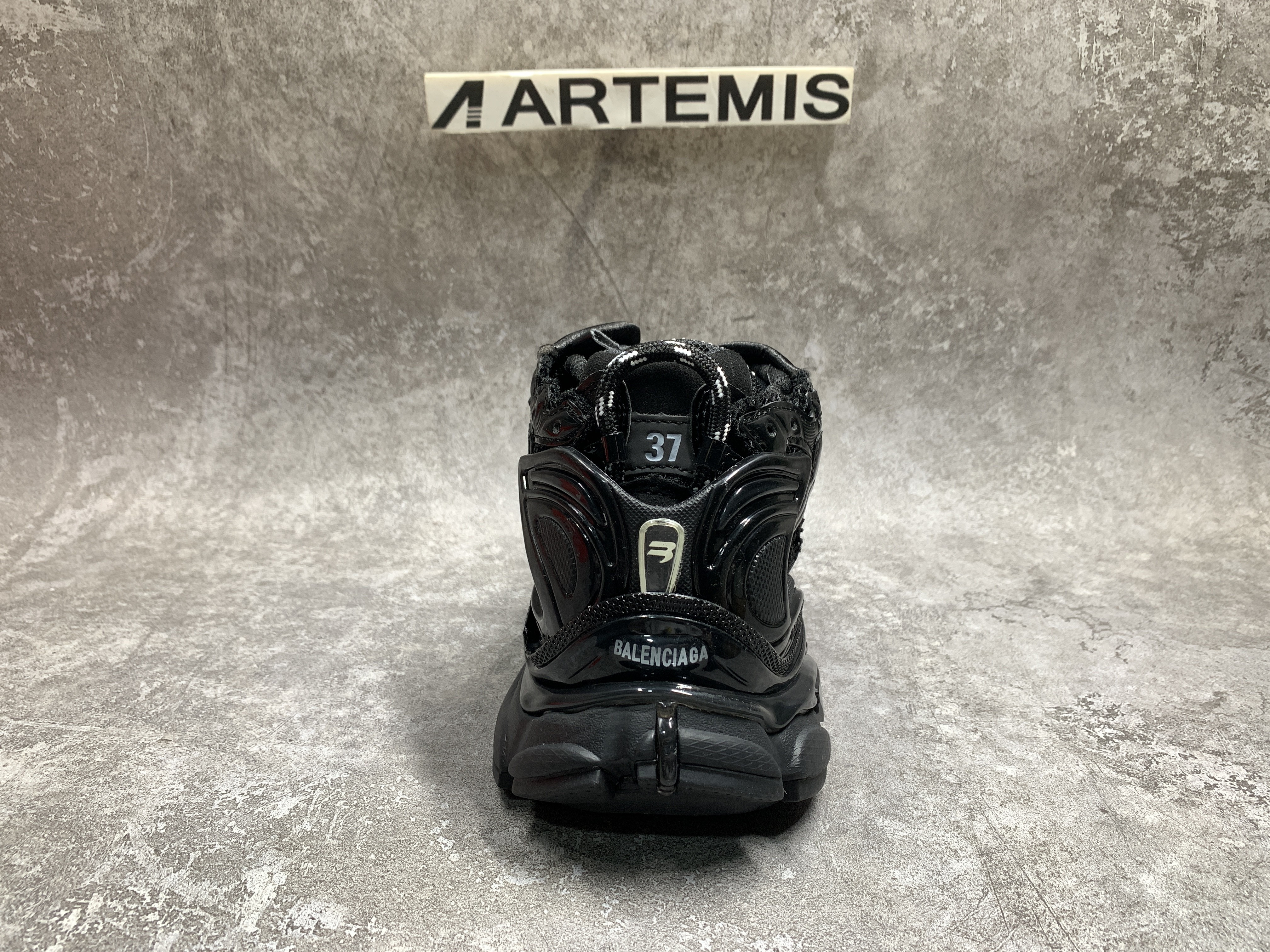 Balenciga Runner Black