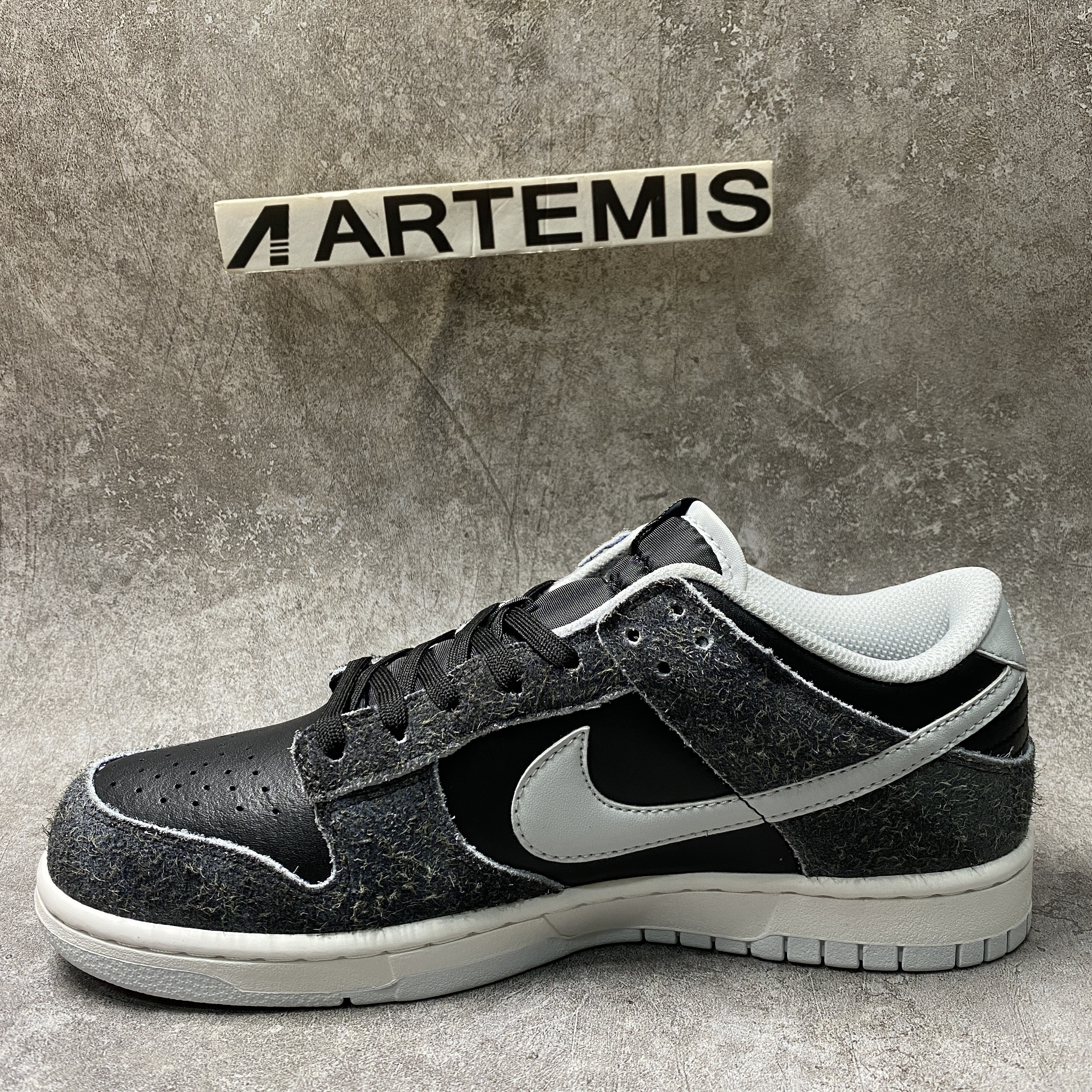 Nike Dunk Low Premium Animal Pack Zebra