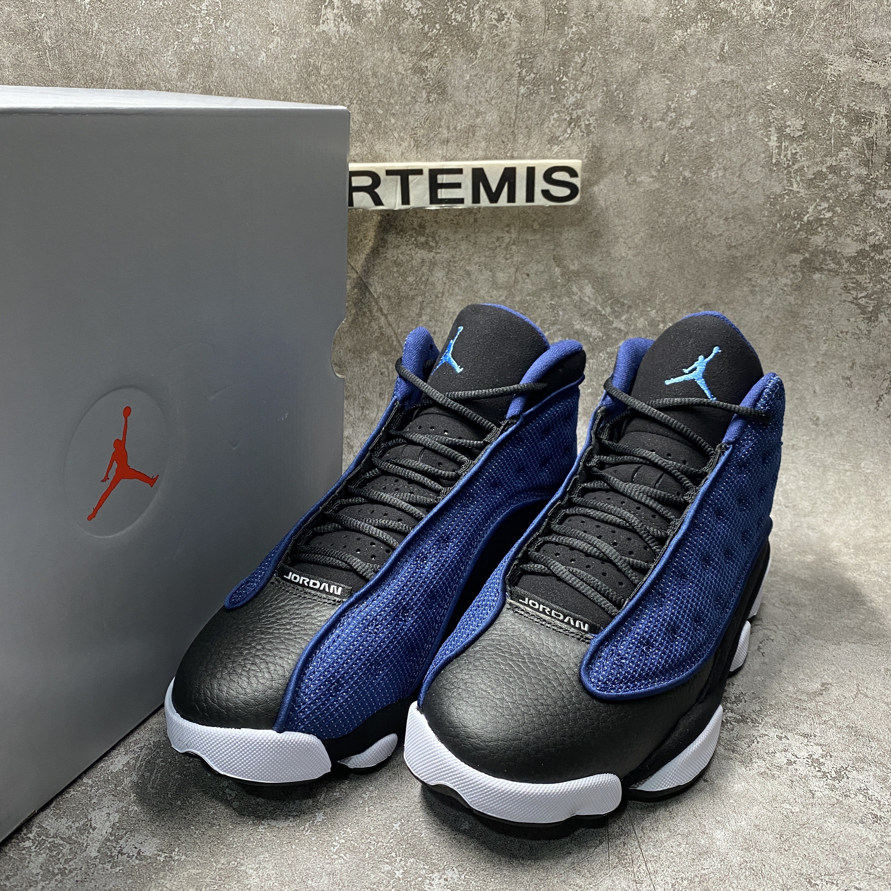 Air Jordan 13 Navy