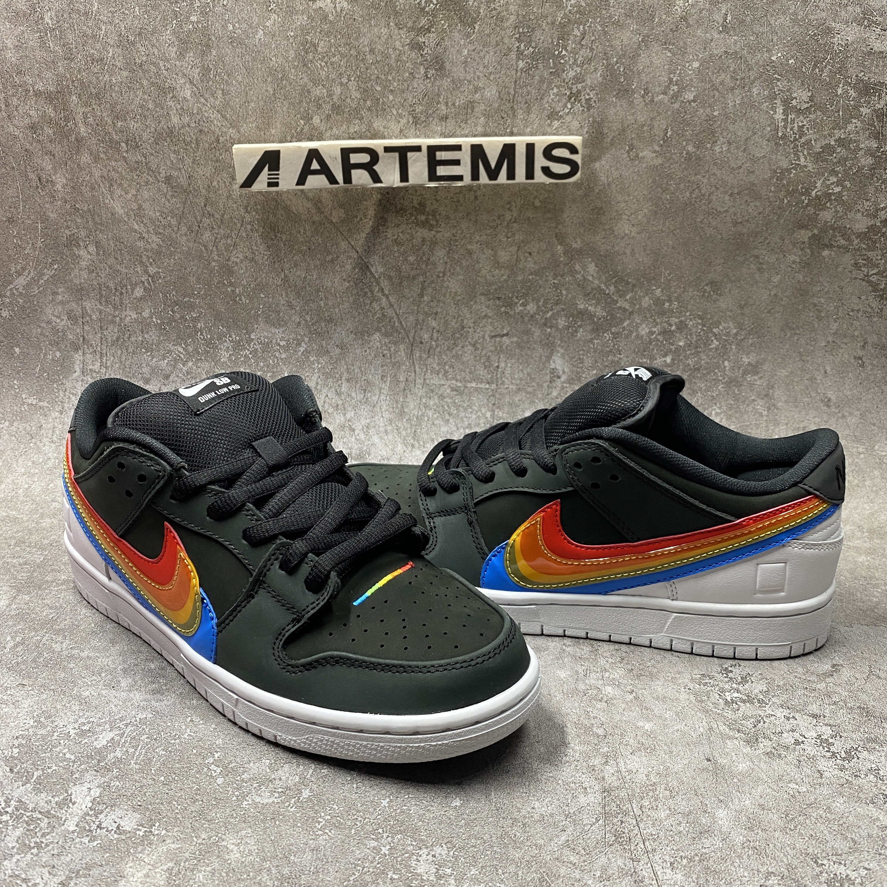 Nike SB Dunk Low X Polaroid