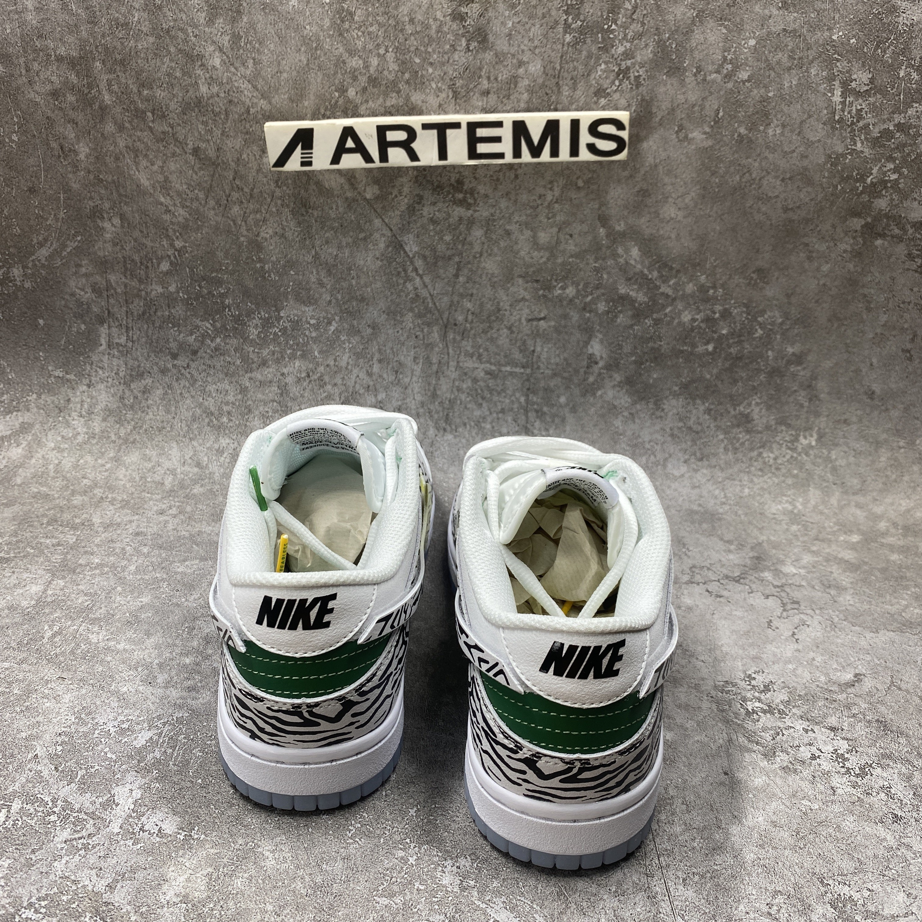 Nike Dunk Low Doernbecher Zoe