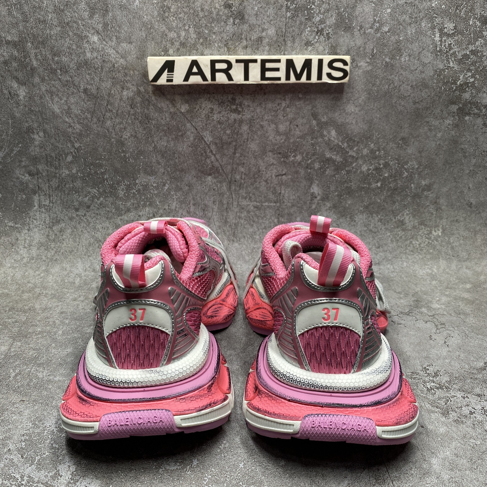 Balenciga 3XL Sneaker Worn Out Pink Silver