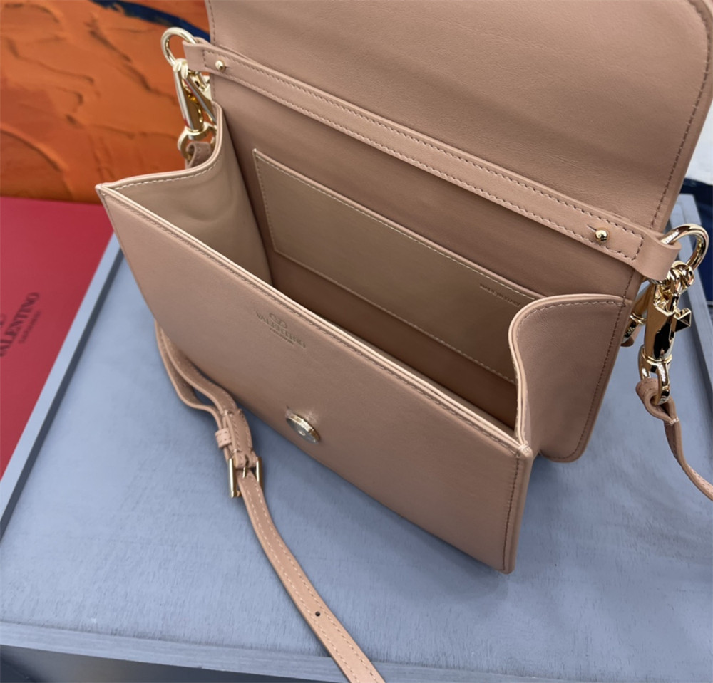 VALENTINO GARAVANI LOCÒ CALFSKIN SHOULDER SMALL BAG ROSE CANNELLE 22 x 16 x 7 cm