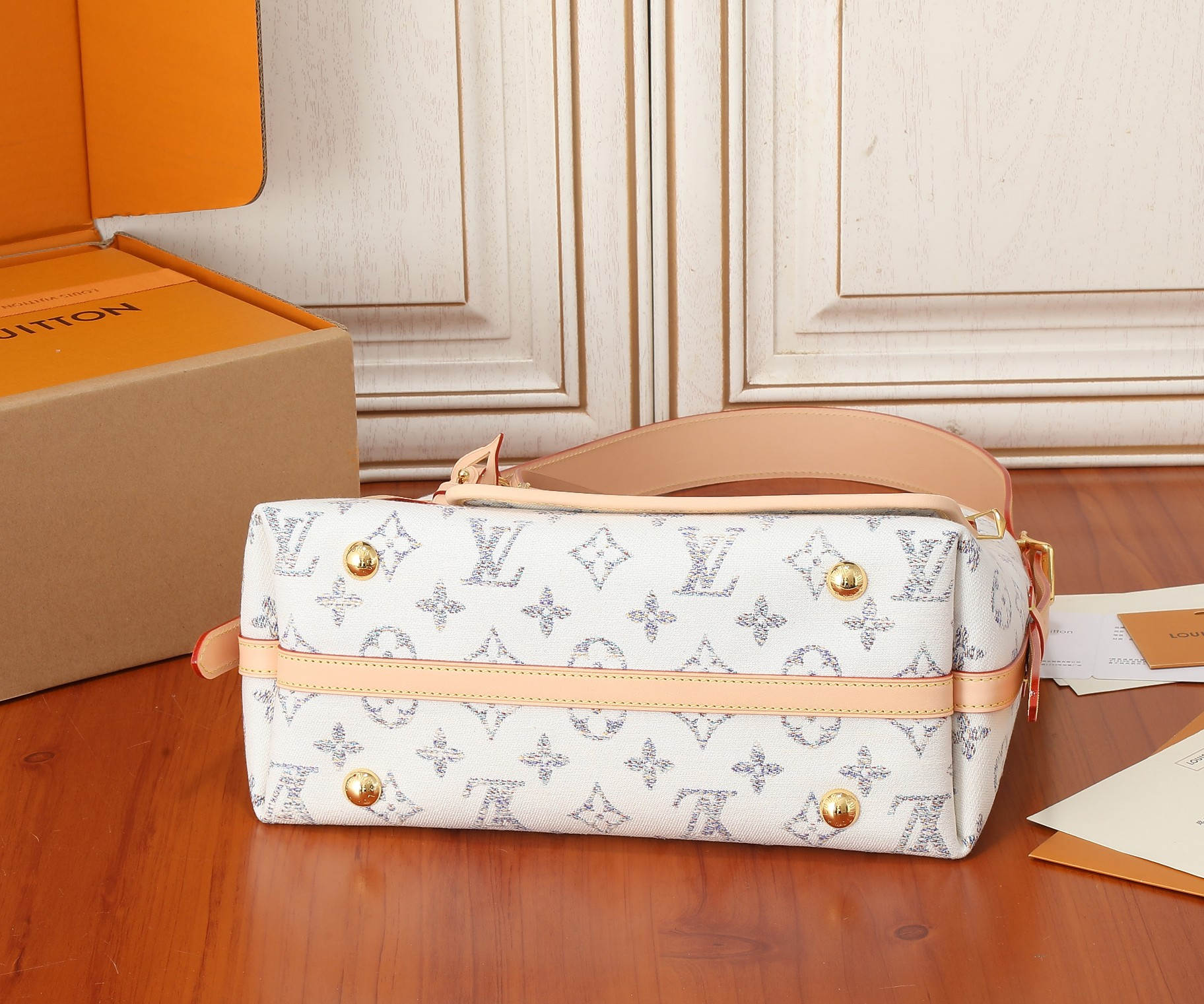 LV CarryAll PM M24707 11.6x9.4x4.7 inches