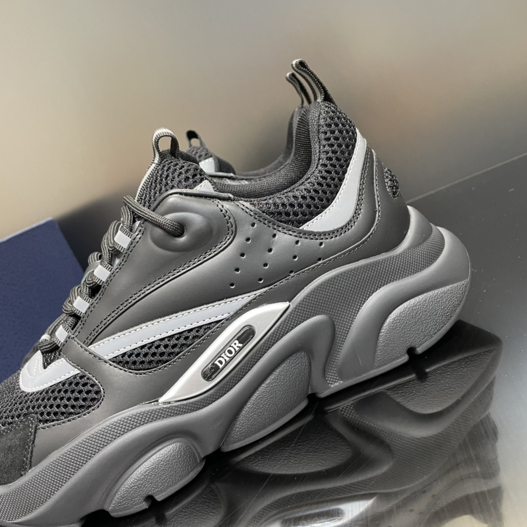 ua D*or b22 black sneake