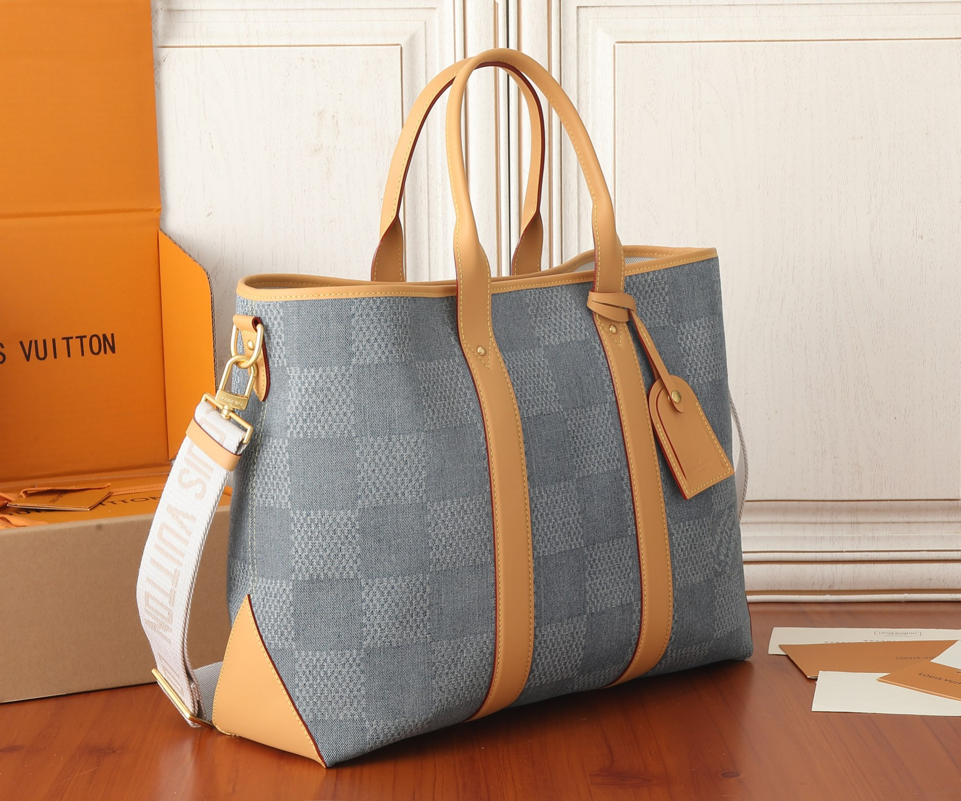 LV Weekend Tote N40702  16.9 x 13.4 x 6.9 inches