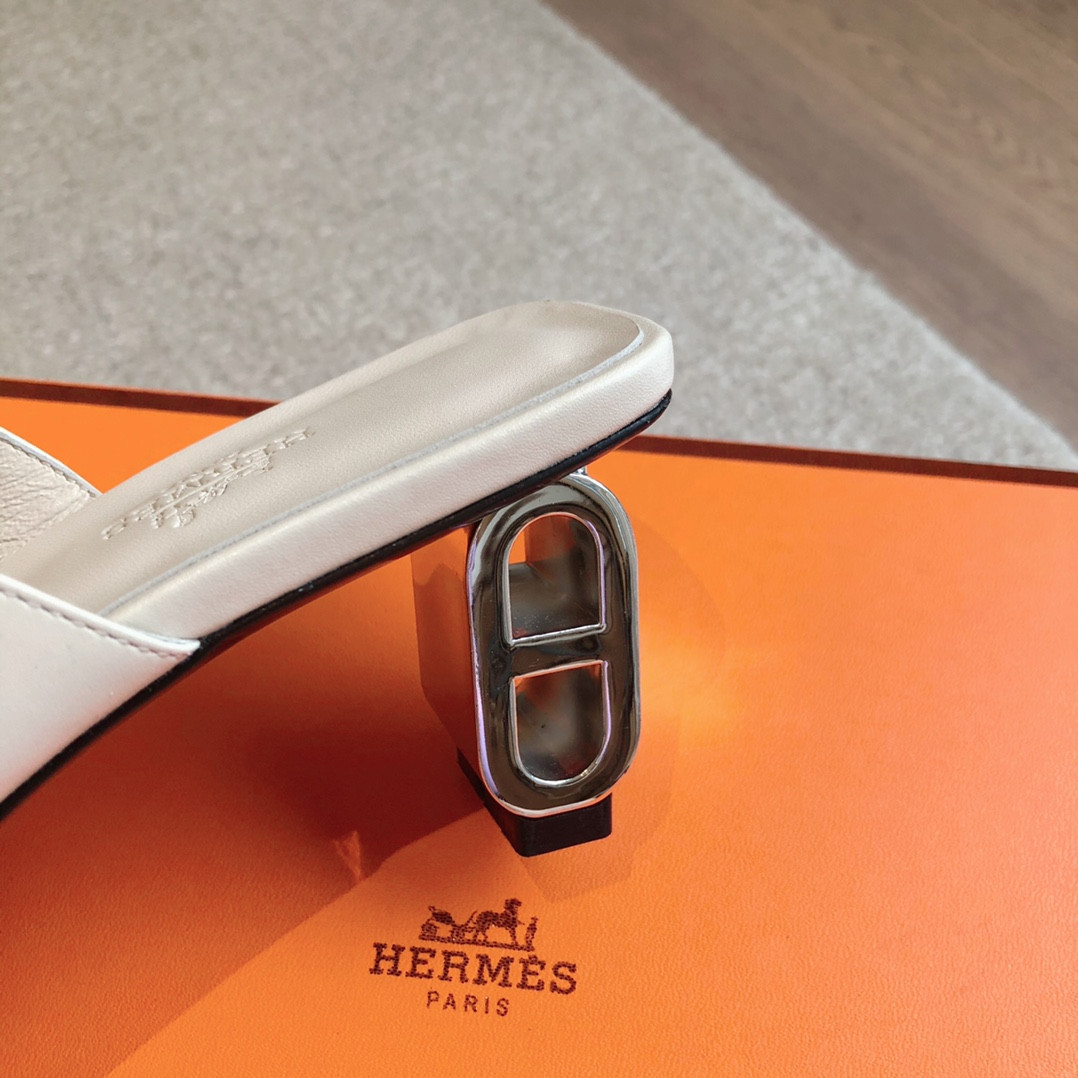 UA Hermès Iconique 60 sandal