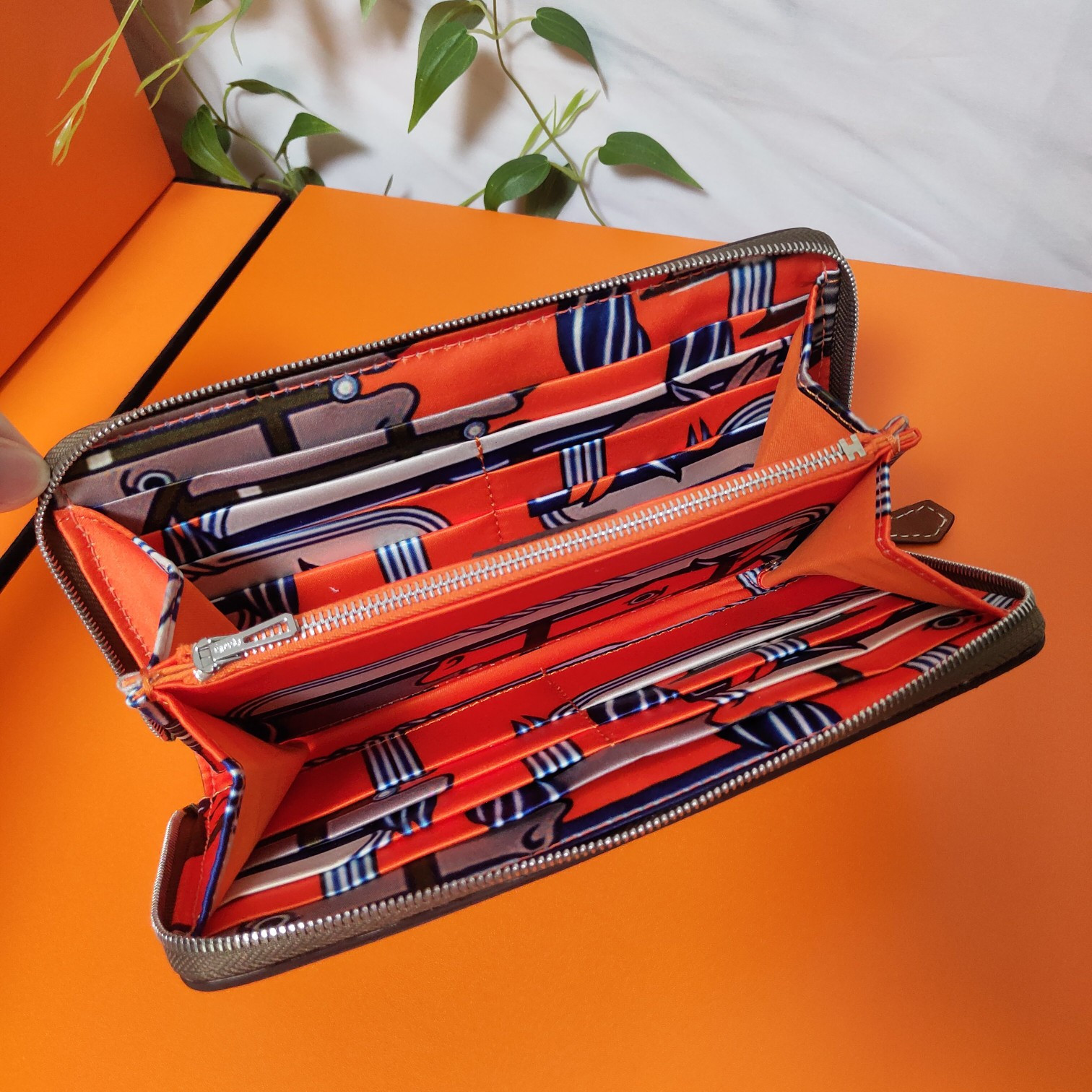 Hermès Long Wallet 20x11cm