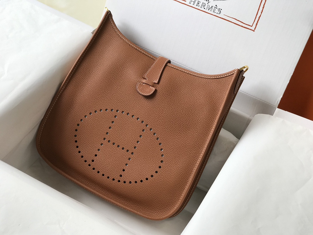 Hermès Evelyne Bag 28cm