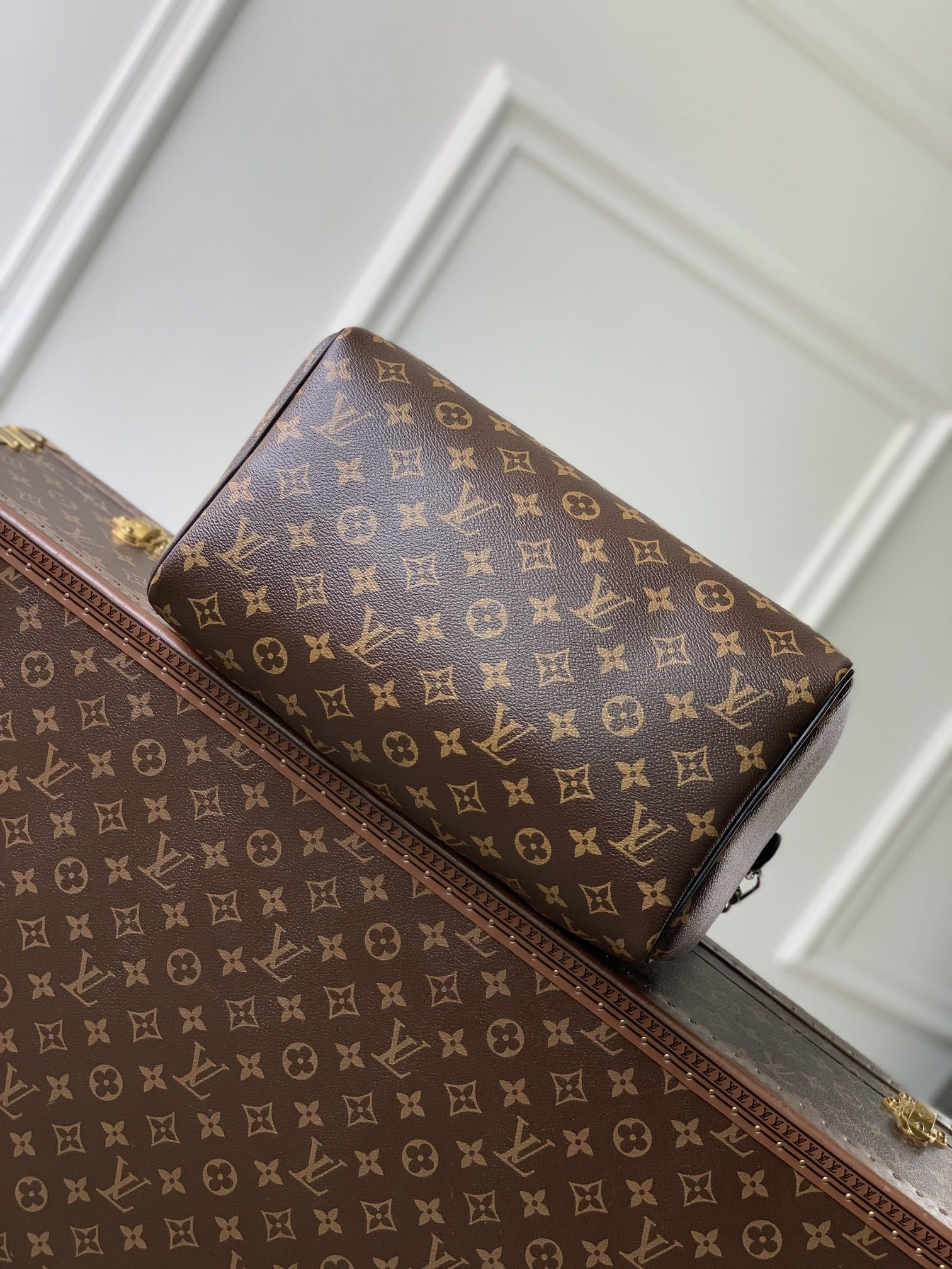 LV Speedy Soft 30 Dark M12243  21 x 17 x 30 cm