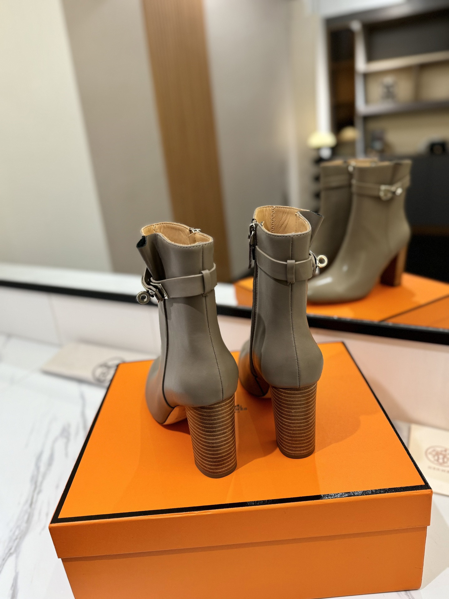 UA Hermès Kelly Jumping Boots