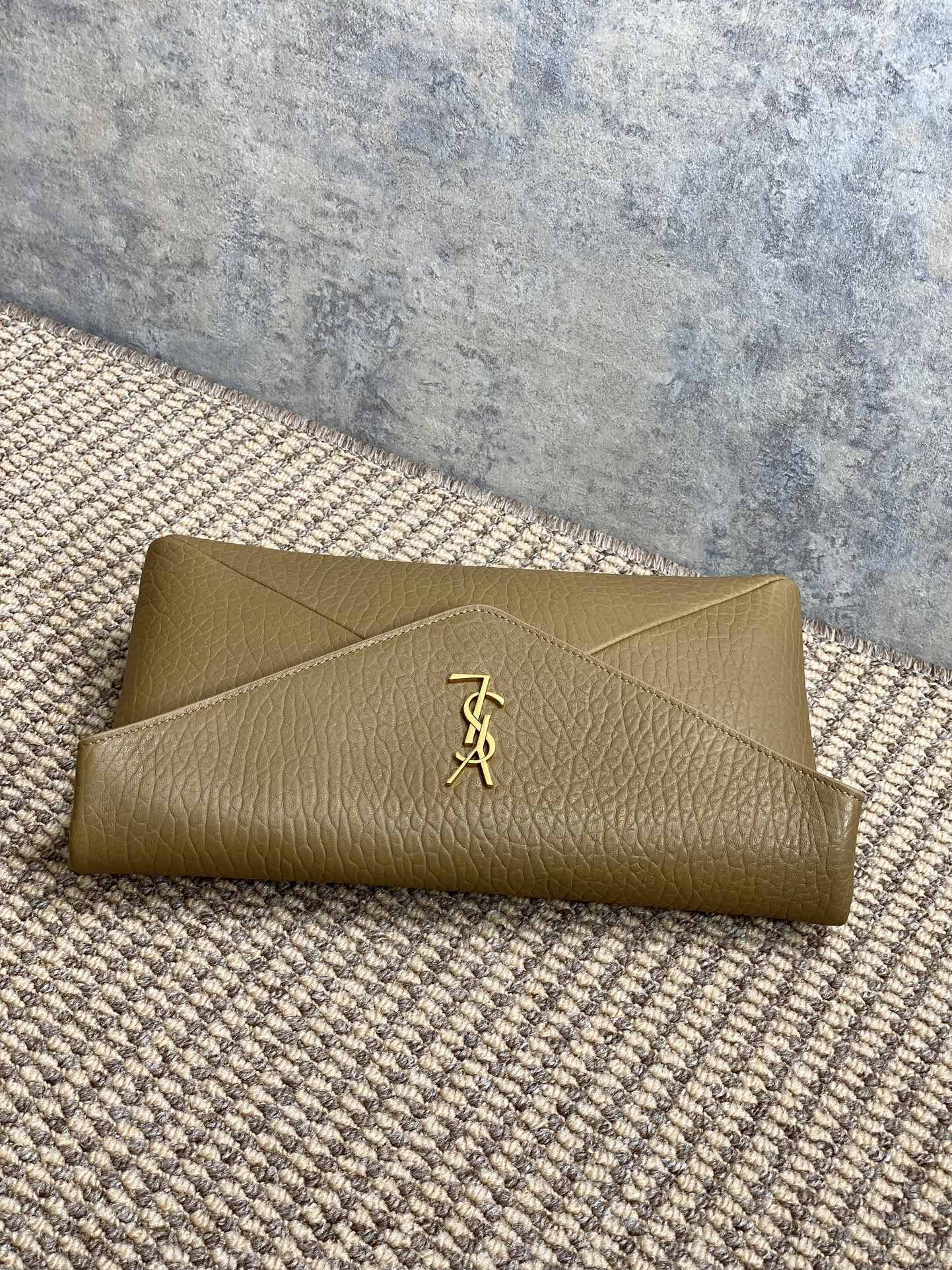 Y*L cassandre large envelope pouch in lambskin 29.5x18x4.5cm