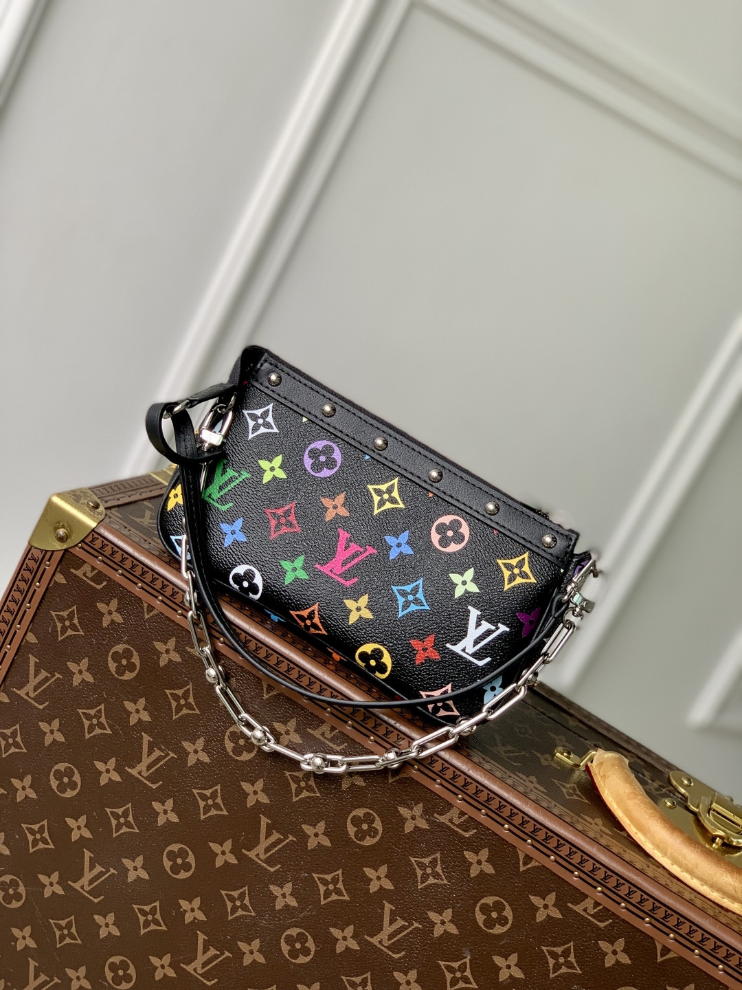 LV x TM Pochette Accessoires M13663 22x13x4cm