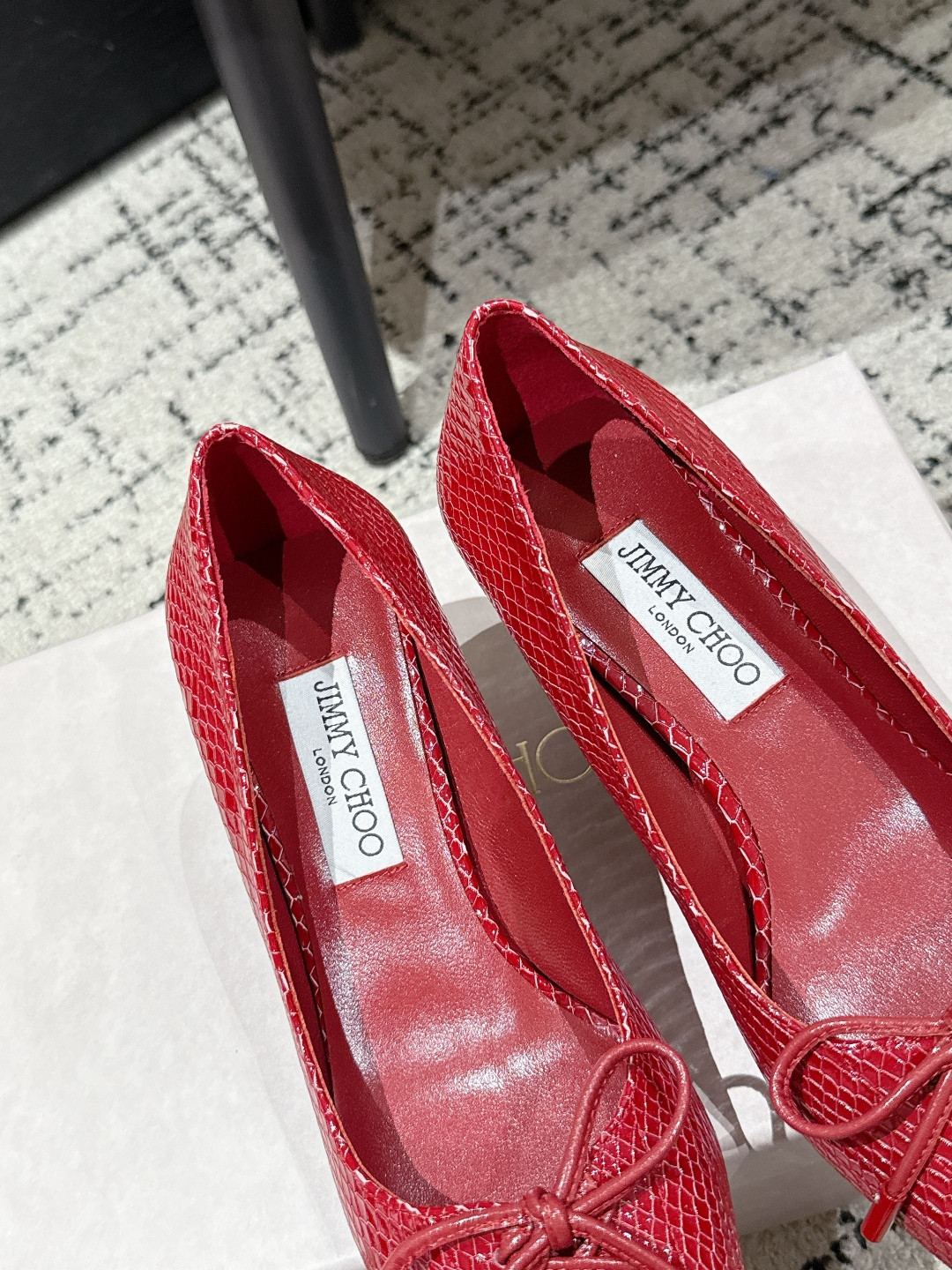 ua Ji*y Ch* scarlett pumps 5cm