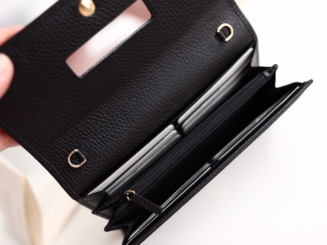 G*u*i gg marmont leather chain wallet